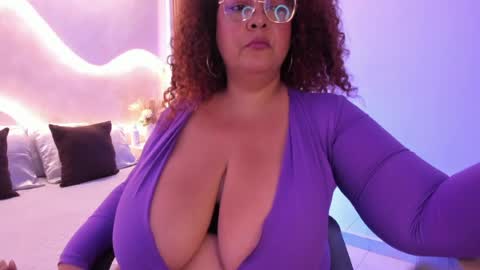Mrs. Sweet online show from May 13, 2026, 2:20 am