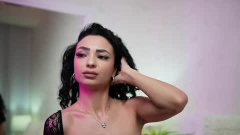 Snapshot of maraciel chatting on February 20, 2025, 1:03 am Mara online show from February 20, 2025, 1:03 am