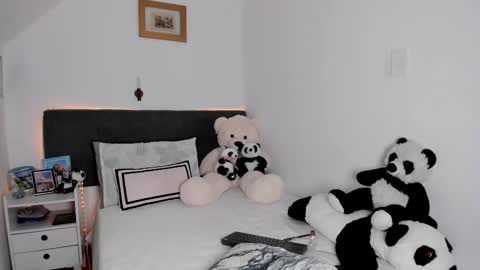 Snapshot of maragirl chatting on March 26, 2026, 10:26 pm Mara online show from March 26, 2026, 10:26 pm