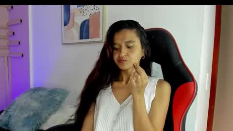 Mara online show from September 9, 2025, 7:13 pm