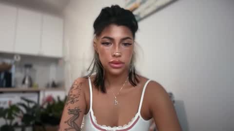 Marakuia online show from October 23, 2025, 5:51 am