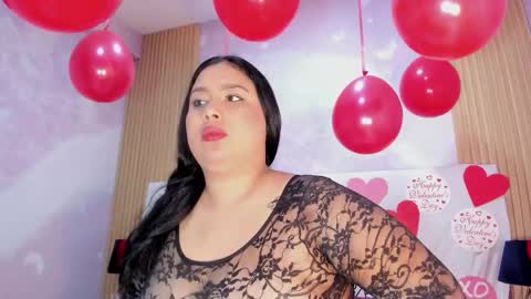 maralinette22 online show from February 15, 2026, 11:08 am