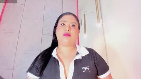 maralinette22 online show from July 15, 2026, 11:26 am