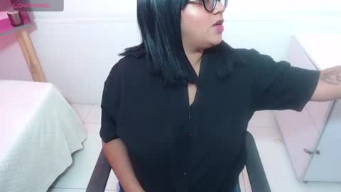 Mara Silk online show from June 11, 2026, 2:53 am