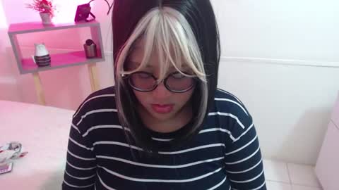 Mara Silk online show from July 11, 2026, 2:58 am