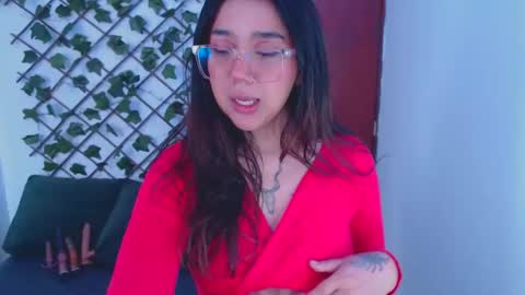 Marcela  online show from November 15, 2025, 2:13 pm