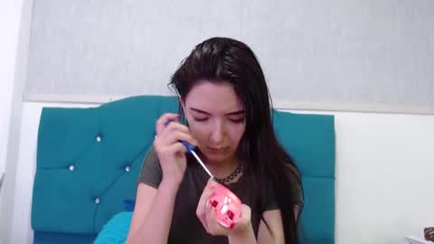 Marcela online show from September 15, 2025, 8:20 pm