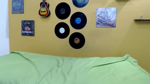 marcelasweet457 online show from February 26, 2026, 1:21 pm