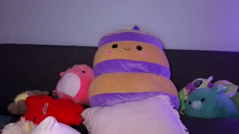 MarcelineAltaria online show from October 5, 2025, 3:27 am