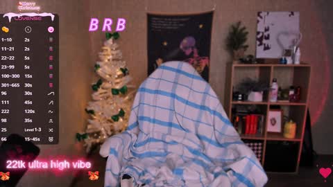 Snapshot of marcelinepeach chatting on December 19, 2024, 11:29 am Sara online show from December 19, 2024, 11:29 am