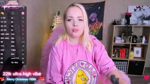 Snapshot of marcelinepeach chatting on December 29, 2024, 8:00 am Sara online show from December 29, 2024, 8:00 am