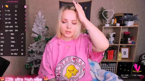 Snapshot of marcelinepeach chatting on January 16, 2025, 10:53 am Sara online show from January 16, 2025, 10:53 am