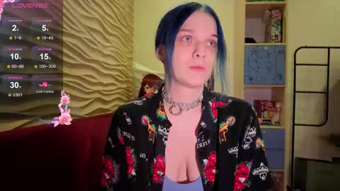 Snapshot of marci_n chatting on October 28, 2025, 9:17 pm marci_n online show from October 28, 2025, 9:17 pm