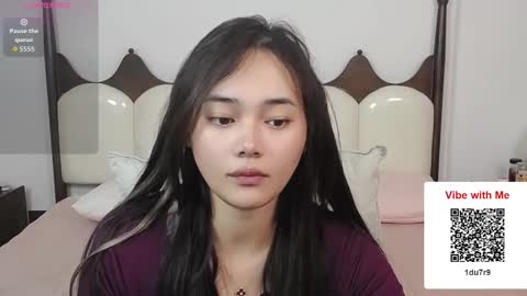 Lena online show from November 25, 2025, 1:11 pm