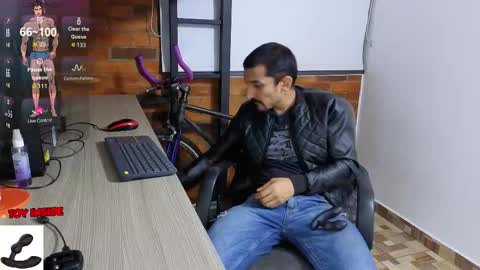 Marck  Independent model  online show from October 19, 2025, 3:51 am