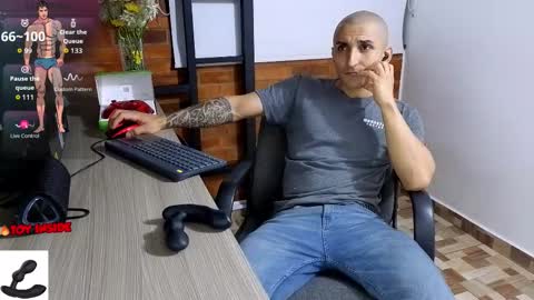 Marck  Independent model  online show from January 13, 2026, 1:33 am