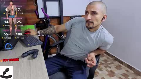 Marck  Independent model  online show from February 20, 2026, 3:03 am