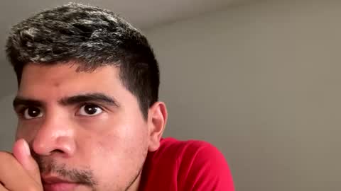 marcos_riosxxx online show from May 19, 2026, 3:07 pm