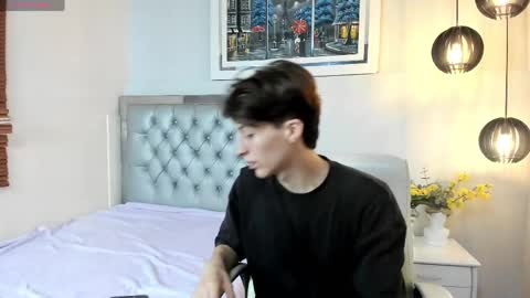marcoviolet online show from May 28, 2026, 11:51 am