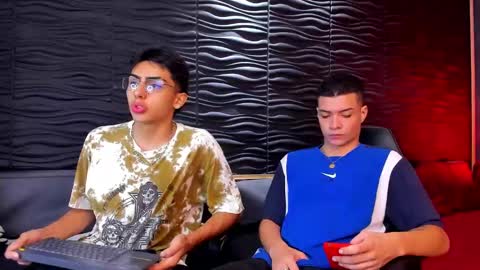 Marco and Ethan online show from December 23, 2024, 10:10 am