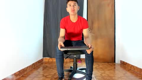 marcus_fire online show from December 18, 2025, 2:50 am