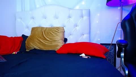 Marcus Hanks online show from December 20, 2025, 9:38 am