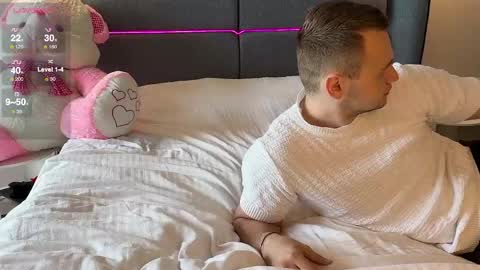 marcus_kaya online show from April 24, 2026, 6:49 am