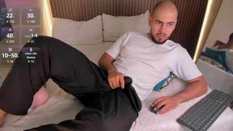 marcus_soler online show from May 8, 2026, 2:22 pm
