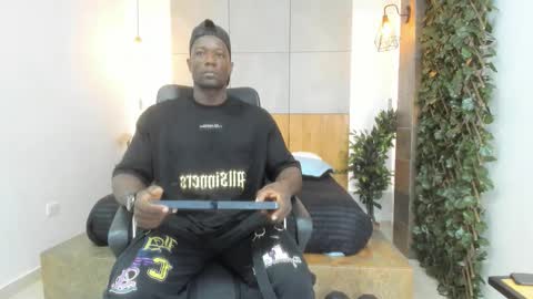 Marcusssss online show from September 29, 2025, 1:16 pm