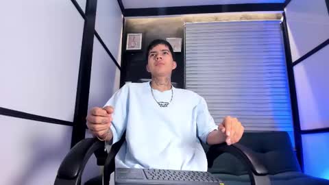 Snapshot of marcusevanss chatting on September 18, 2025, 12:18 pm Marcus online show from September 18, 2025, 12:18 pm