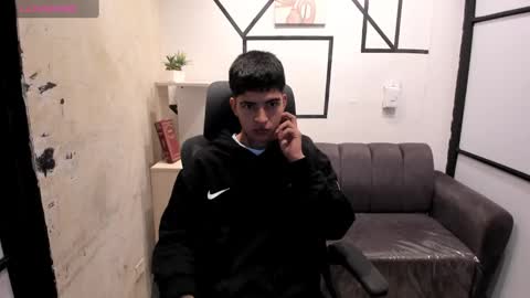 Snapshot of marcusevanss chatting on October 16, 2025, 11:44 am Marcus online show from October 16, 2025, 11:44 am