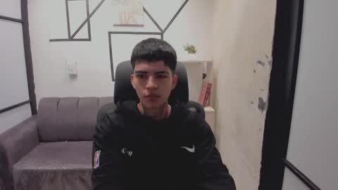 Snapshot of marcusevanss chatting on October 19, 2025, 12:17 pm Marcus online show from October 19, 2025, 12:17 pm