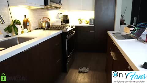 marcusjlahn online show from October 7, 2025, 5:43 pm