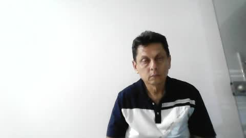 Snapshot of marcuskelvin chatting on May 1, 2026, 3:11 am Marcus online show from May 1, 2026, 3:11 am