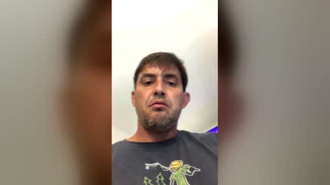 marcuslavy420 online show from April 19, 2026, 5:40 am