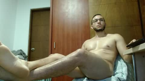   online show from November 21, 2025, 1:15 am