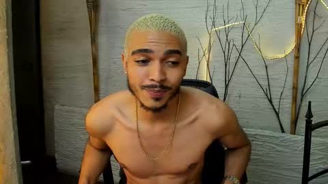 Snapshot of marcusrain_ chatting on February 7, 2026, 4:22 pm Marcus online show from February 7, 2026, 4:22 pm