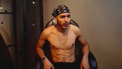 Snapshot of marcusrain_ chatting on February 8, 2026, 4:38 am Marcus online show from February 8, 2026, 4:38 am