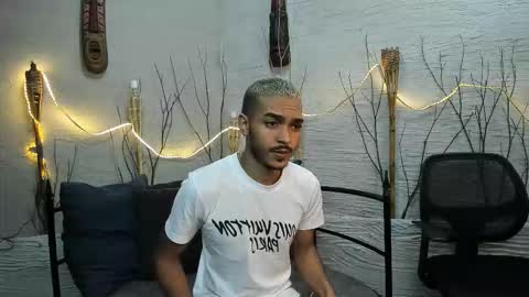 Snapshot of marcusrain_ chatting on February 17, 2026, 3:36 am Marcus online show from February 17, 2026, 3:36 am