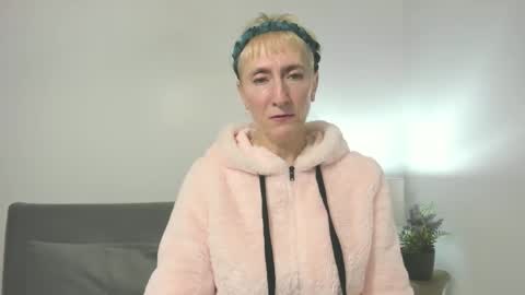 Snapshot of margaretmature chatting on October 16, 2025, 3:13 pm margaretmature online show from October 16, 2025, 3:13 pm