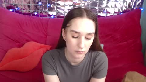Snapshot of margarettii chatting on March 3, 2025, 9:22 am margarettii online show from March 3, 2025, 9:22 am