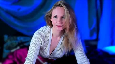 margaux_corsets6641000 online show from December 26, 2024, 9:22 am