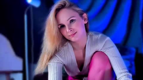 margaux_corsets6641000 online show from December 27, 2024, 10:23 am