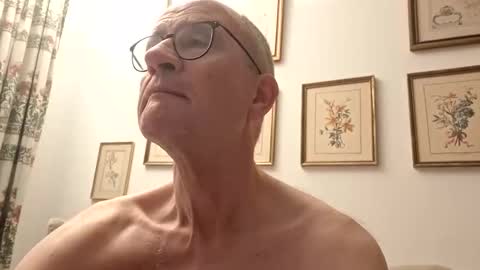 marginalie online show from October 28, 2025, 6:17 am