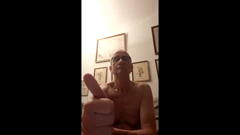 Snapshot of marginalie chatting on February 15, 2026, 4:31 am marginalie online show from February 15, 2026, 4:31 am