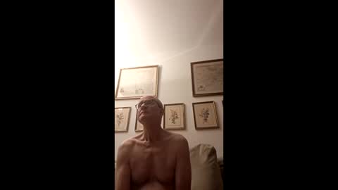 Snapshot of marginalie chatting on March 31, 2026, 4:02 am marginalie online show from March 31, 2026, 4:02 am