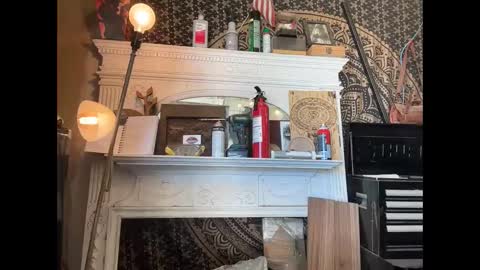 Elle online show from January 11, 2026, 6:57 pm