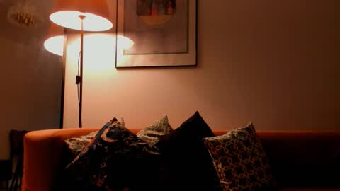 margoojully online show from September 23, 2025, 5:27 pm