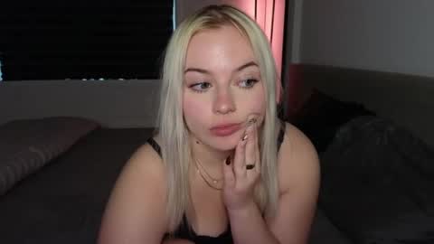 margot_robbie7 online show from October 26, 2025, 10:04 pm