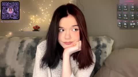 Lina online show from March 17, 2026, 10:13 pm